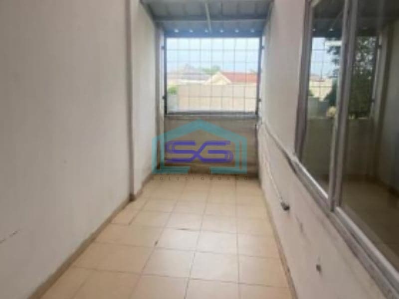 Disewakan Ruko Siap Huni di Sektor 4 BSD Tangerang Selatan Luas Bangunan  155 m²