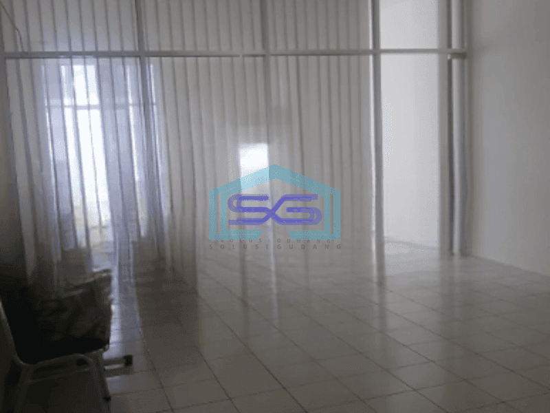 Disewakan Ruko Luas Tanah  153 m² di Grogol Jakarta Barat
