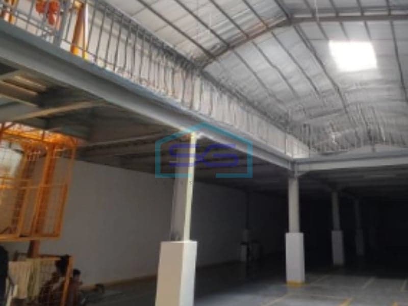 Warehouse with Office for Sale, Building Area 800 sqm, North Jakarta Location