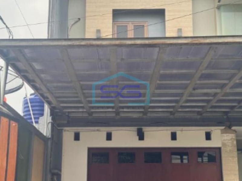 Cheap Shop House for Rent on Jalan Raya Kemanggisan Ilir Palmerah West Jakarta, Building Area 120m2