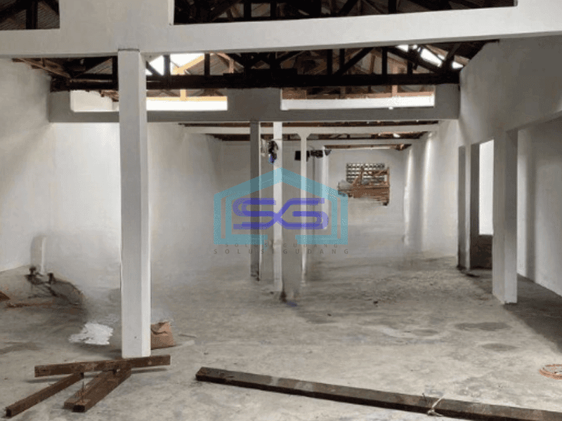 Disewakan Gudang 2 Lantai Luas Bangunan  525 m² di Kalideres Jakarta Barat Akses Container 20 Feet