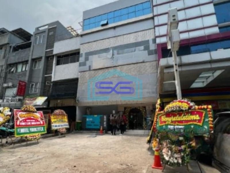 Disewakan Ruko Gandeng di Mangga Besar Jakarta Barat 4 Lantai LB 880m2
