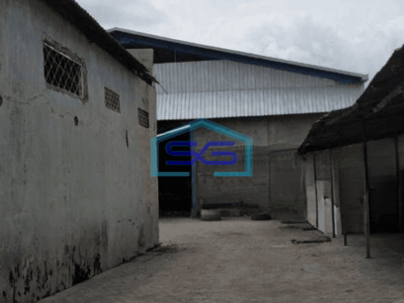Dijual Gudang Kedinding Lor Siap Huni Bu Kontainer Lewat
