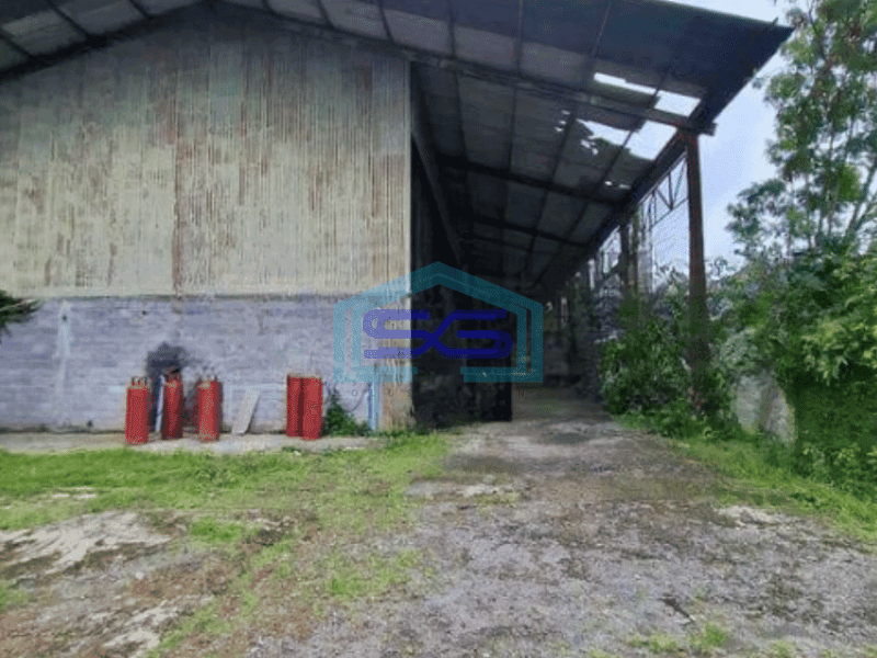 Dijual Gudang Luas Bangunan  1500 m² di Pinggir Jalan Raya Cicantayan Sukabumi