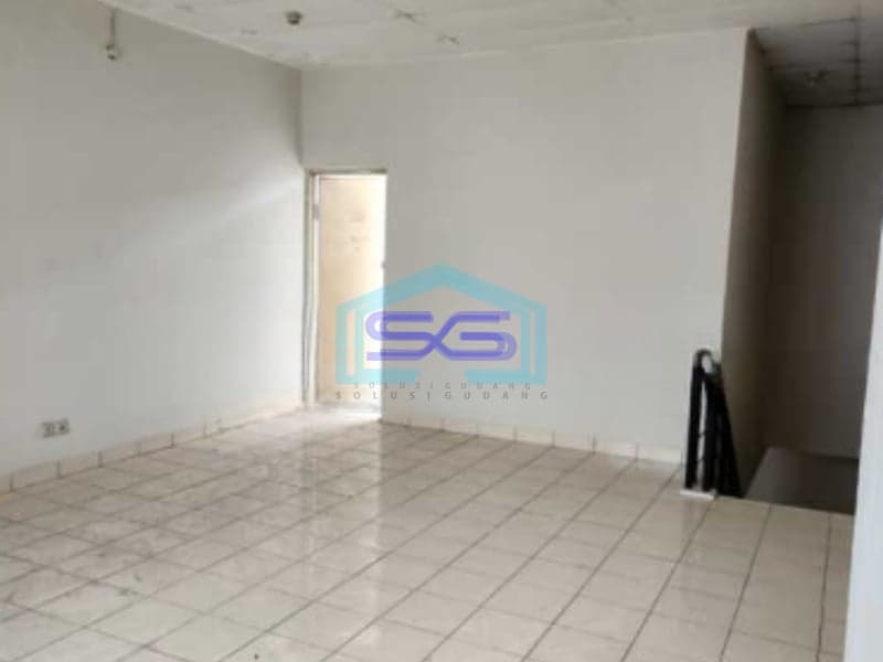 Dijual Cepat Ruko Golden Boulevard, Bsd Tangerang Luas Bangunan  162 m²