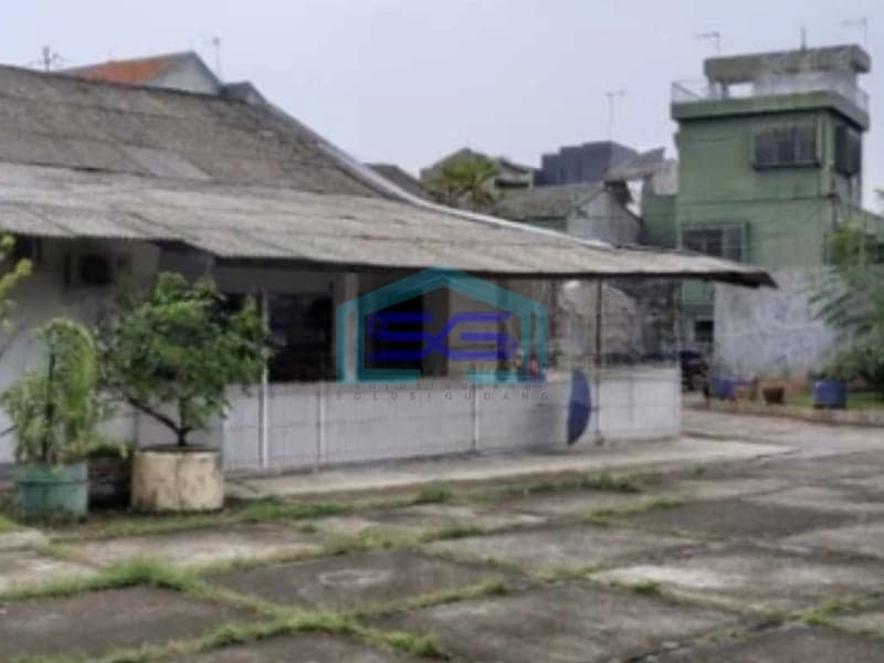 Dijual Ruang Usaha di Pusat Kota Karawang Barat Luas Tanah 4500m2