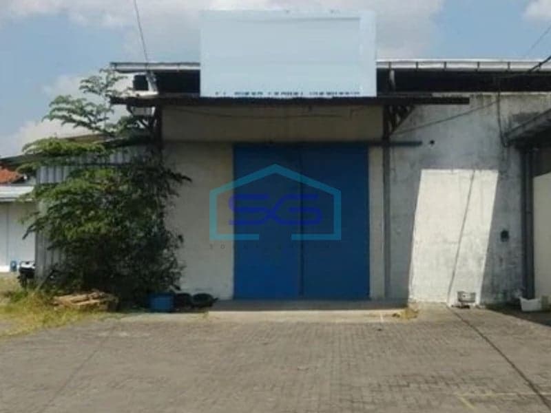 Disewakan Gudang Strategis di Semarang, Jawa Tengah Luas Bangunan 1000 m²