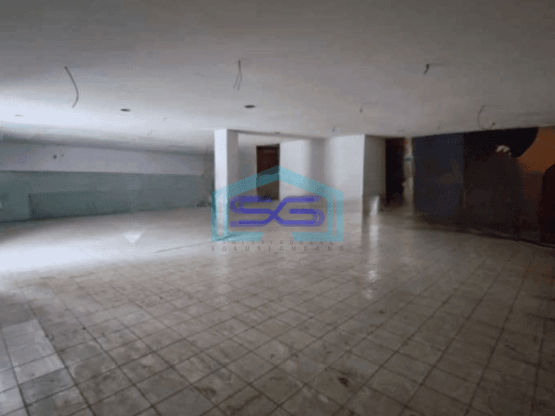 Disewakan Ruko Lokasi Strategis di Cawang Jakarta Timur Luas Bangunan  360 m²