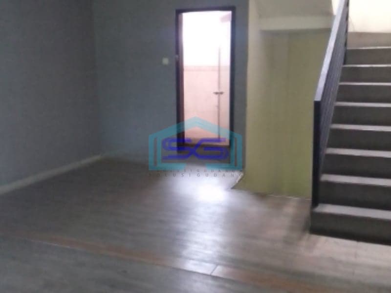 Di Sewakan Ruko 3 Lantai Di Pondok Pinang Jakarta Selatan Luas Bangunan 100 m²