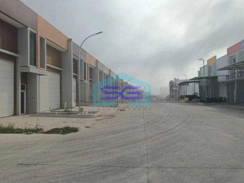 Dijual Gudang New Triton Ville 5 Menit Dari Bandara LT 120m2 di Jakarta Barat