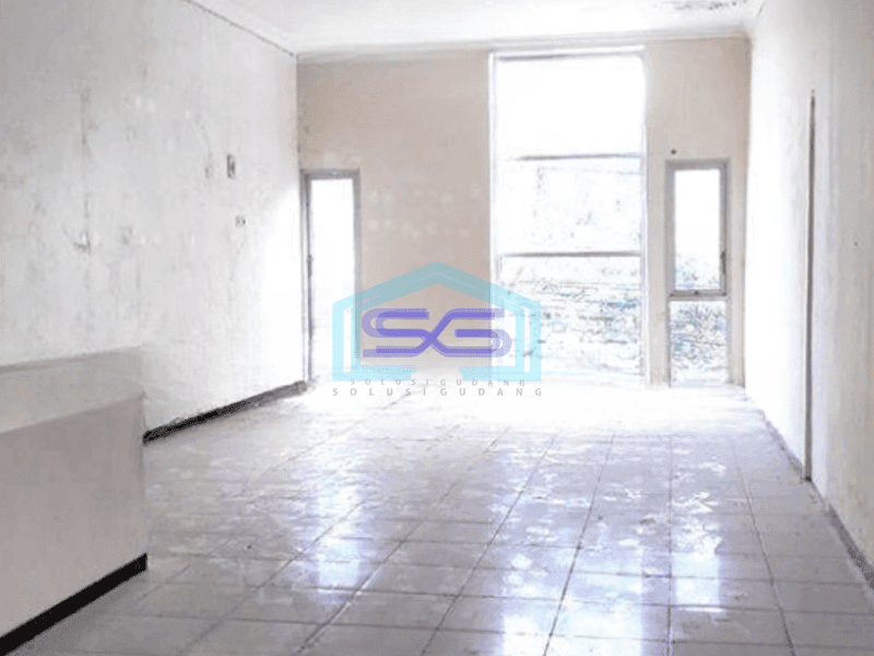 Disewakan Ruko Luas Bangunan 112 m² di Soekarno Hatta Malang  2 Lantai