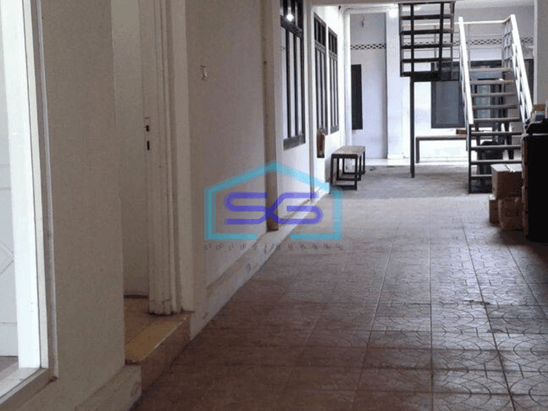 Disewakan Gedung Parkir Luas di Tengah Kota dekat Malioboro Cocok untuk Gudang