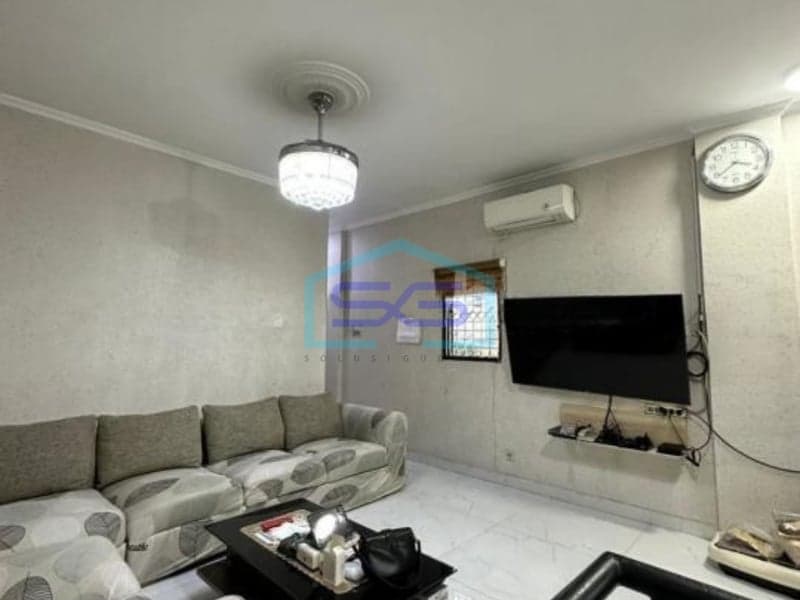 For Sale: 4-Story Shophouse in Taman Sari, West Jakarta, Land Area 93 sqm, Ready to Occupy
