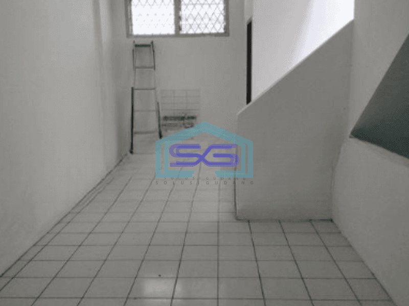 Disewakan Ruko Luas Bangunan 230 m² di Komplek Ruko Srengseng Raya Jakarta Barat