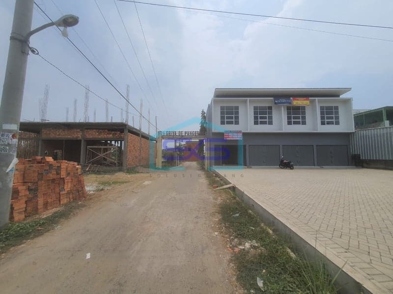 Disewakan Ruko Lokasi Premium Banyuasin, Sumatera Selatan Luas Bangunan 120 m²