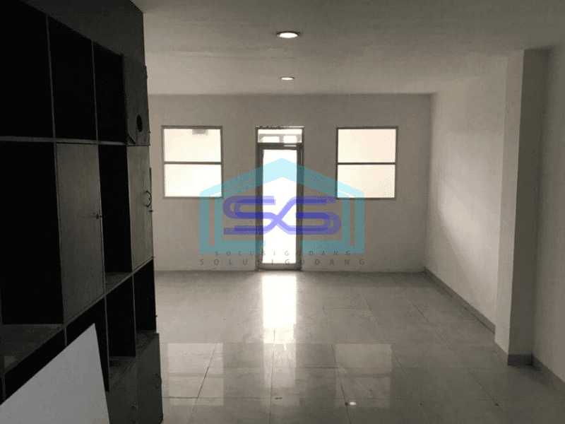 Ruko pinggir jalan Buncit raya mampang 3.5 lantai bisa parkir 4 mobil