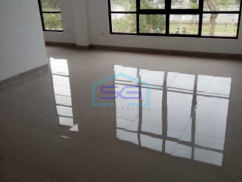 Disewakan Ruko Siap Pakai di Sedayu City, Jakarta Timur LB 648 m²
