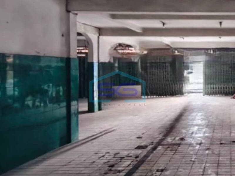 Disewakan Ruko Bagus Luas Bangunan 400 m² 2 Lantai di Sidoarjo Jawa Timur