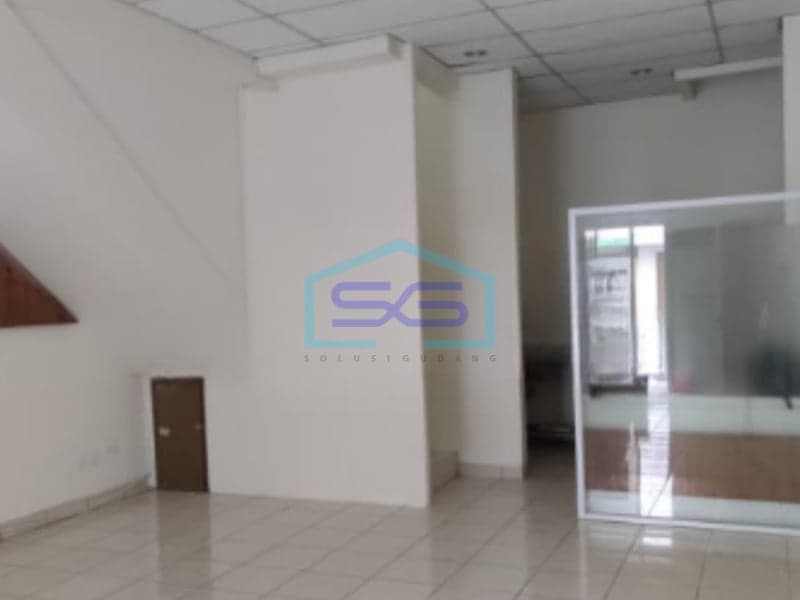 Dijual Ruko 3 Lantai Luas Bangunan 180 m² Bebas Banjir di BSD Tangerang Selatan