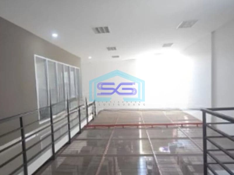 DIjual Gudang di Kawasan Taman Industri BSB City Semarang, Luas Bangunan  500 m²