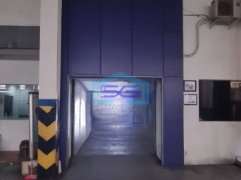 Dijual Gedung Ruang Usaha Ex Showroom Mobil Di Depok LT 1354m2