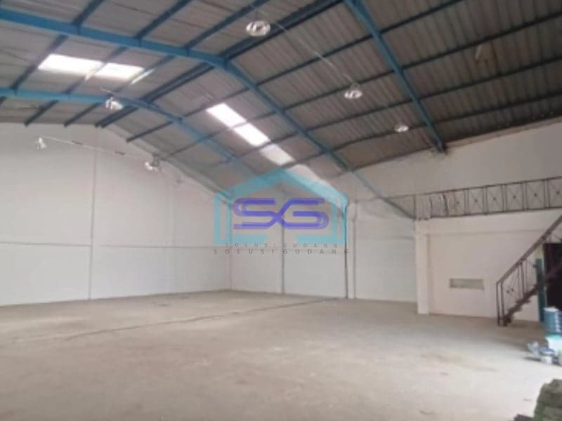 Disewakan Gudang Jl. Sekneg Raya / Mr. Thamrin, Tangerang Luas Bangunan  300 m²