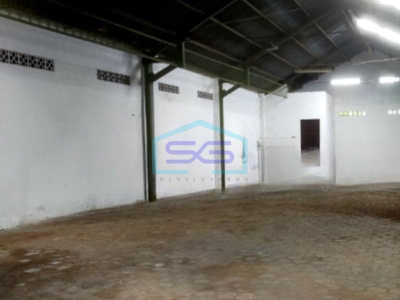 Disewakan Gudang Siap Pakai Luas Tanah 390 m² Lokasi di Banjarsari Surakarta