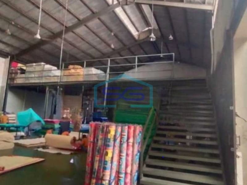 Dijual Gudang Bebas Banjir Luas Bangunan 1240 m² di Serpong Tangerang Selatan
