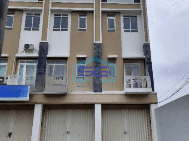 Disewakan Ruko Baru 3 Lantai Luas Bangunan  168 m² di Surabaya Kota