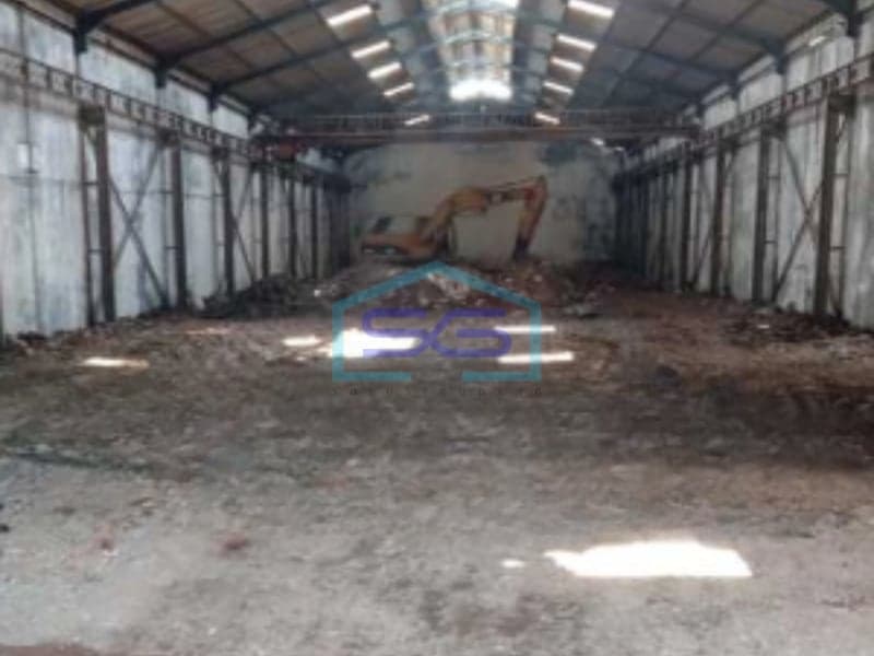 Warehouse for Sale 1320 m² Building Area 2 Floors Located in Tangerang Banten