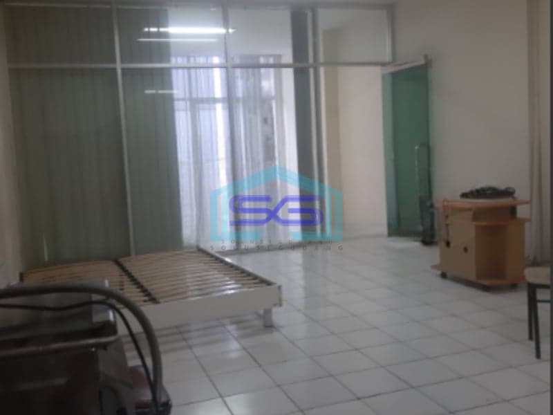 Disewakan Ruko Luas Bangunan  576 m² Lokasi di Grogol Jakarta Barat