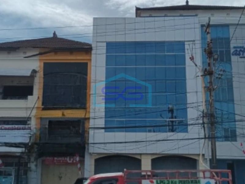 Disewakan Ruko di Jalan Pierre Tendean Boulevard, Manado LB 800 m²
