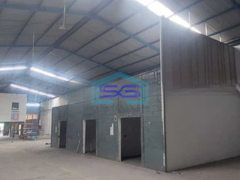Disewakan Gudang Harga Terjangkau Lokasi di Meruya Jakarta Barat LB 800m2