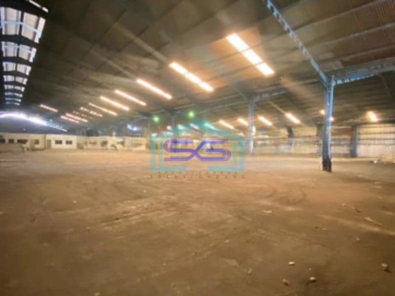 Disewakan Gudang Lokasi Strategis, Bebas Banjir, Akses Tol, Kantong Parkir Luas Karawaci Tangerang LB 3360m2