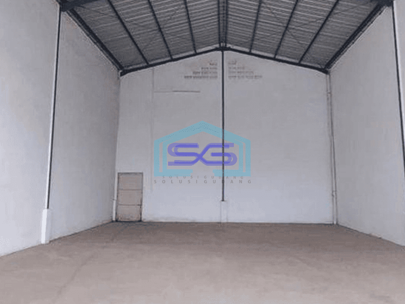 Disewakan gudang siap pakai di Jurumudi Daan Mogot