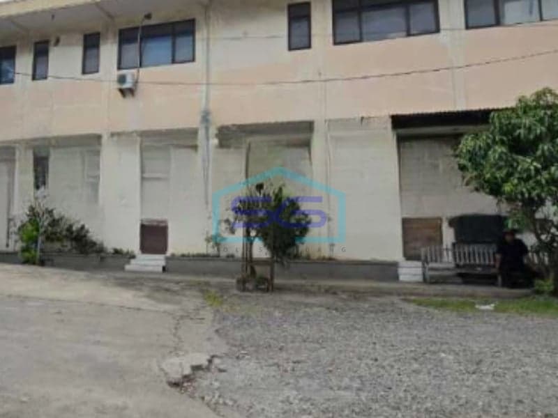 Dijual Gudang Luas Bangunan 7000 m² Lokasi di Semarang Jawa Tengah