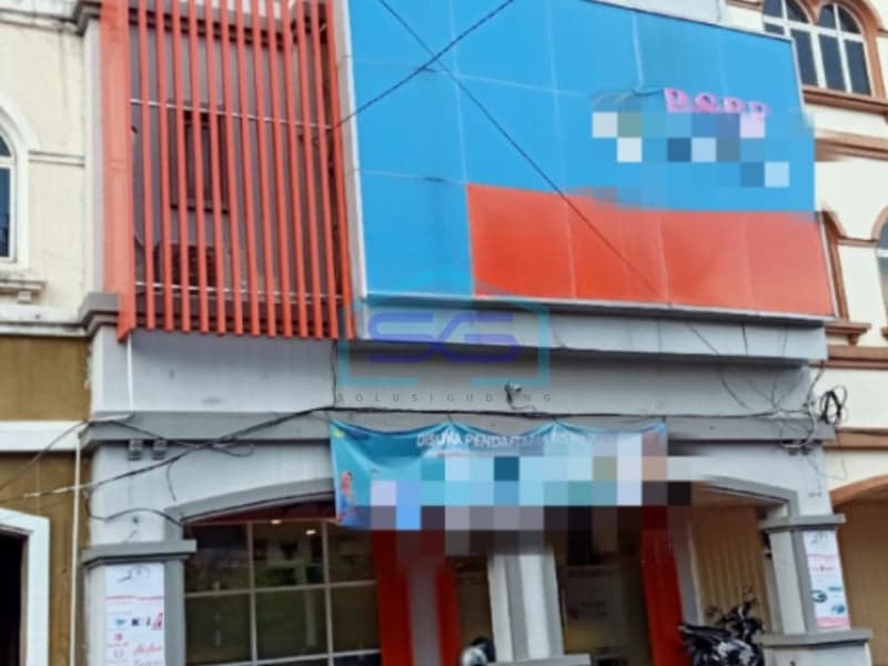 售楼处，Sleman，Depok，土地面积 136 平方米