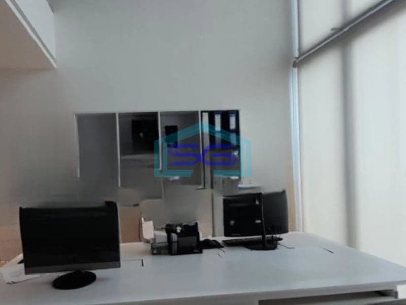 Disewakan Kantor Luas Bangunan 129 m² Lokasi Startegis di Tanjung Duren Jakarta Barat
