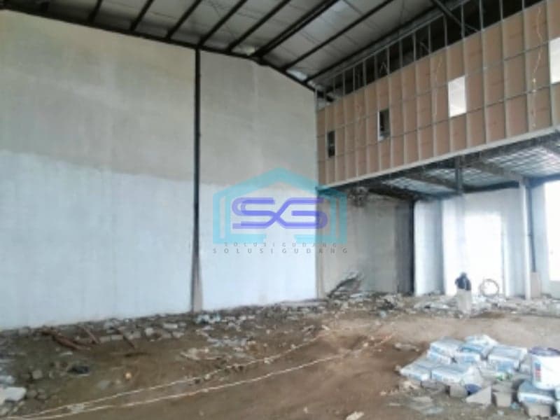 Disewakan Pabrik Luas Tanah 575 m² Lokasi Bebas Banjir di Cikarang