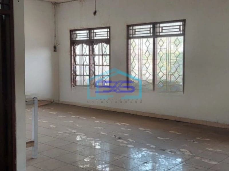Disewakan Ruko 2 Lantai Luas Tanah 200 m² Lokasi Semarang Timur