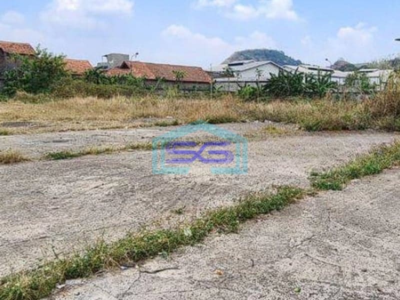 Disewakan Tanah Strategis Full Cor Beton Cimahi Bandung Barat LT 2000m2 Area Industri