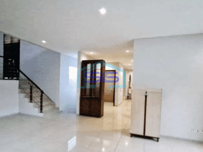 Disewakan Ruko 5 Lantai di Jalan Fatmawati Luas Tanah 90 m²