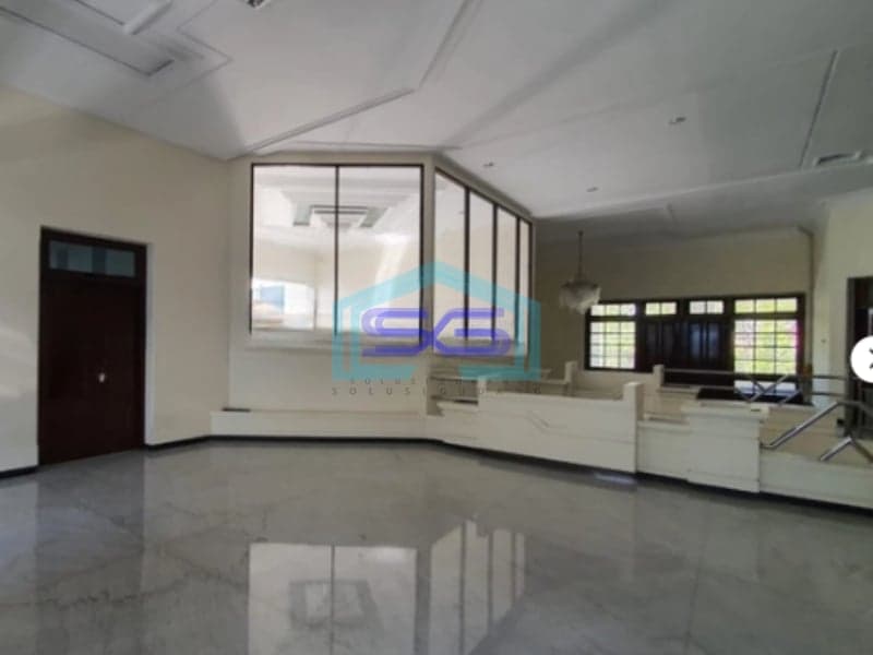Dijual Ruang Usaha di Pinggir Jalan Raya Jemursari Surabaya LT 700m2
