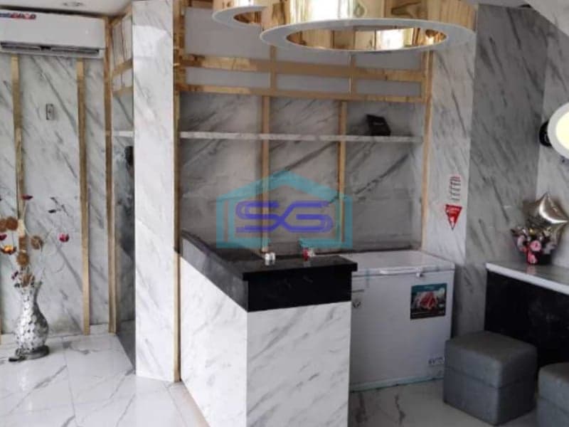 Disewakan Ruko 3 Lantai Luas Tanah 135 m² Lokasi Taman Palem Jakarta Barat