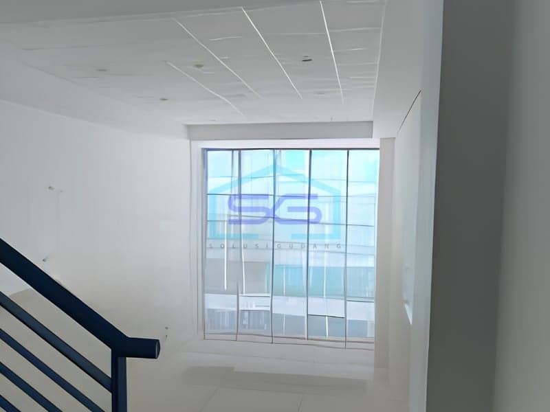 Ready-to-Use Shophouse for Rent in Puri Mutiara Sunter, North Jakarta 300 sqm Building Area