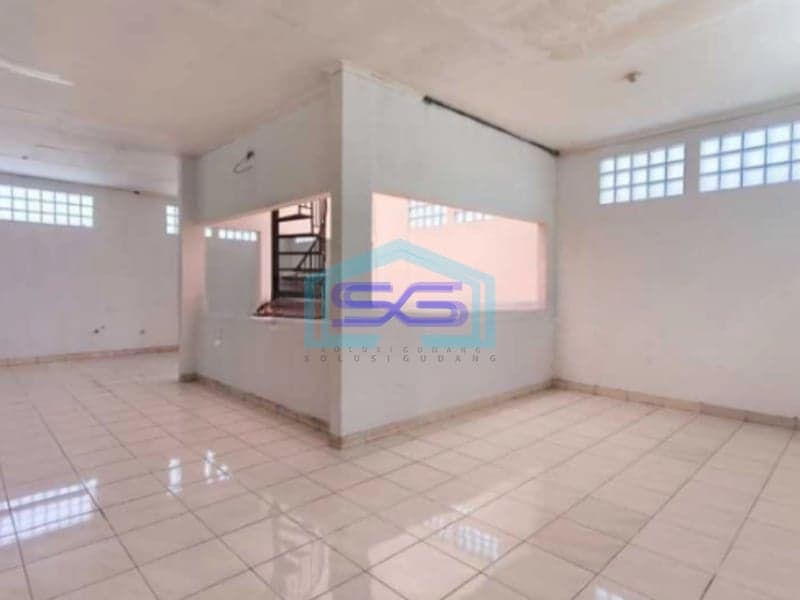 Disewakan Ruang Usaha Harga Murah Mainroad Raya Kopo-Astana Anyar Bandung LB 600m2
