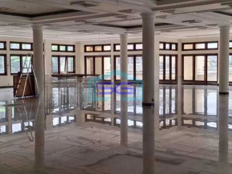 Disewakan Gedung Gudang Siap Pakai Jalan Utama Ubung Denpasar Bali LT 3360m2