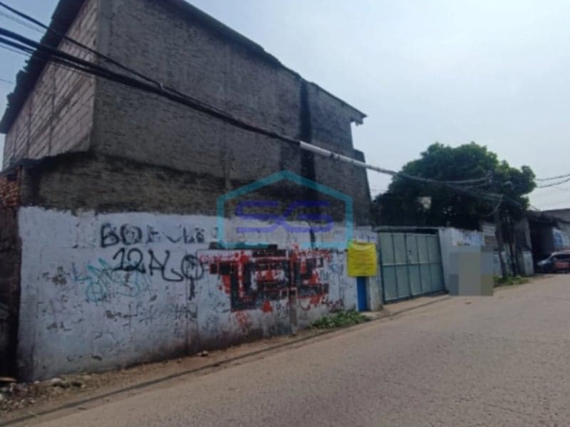 出售便宜土地，拥有永久产权，位于雅加达北部卡普克战略位置，建筑面积 950 平方米