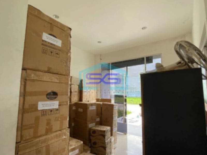 Dijual Gudang di Citra Garden 8 Jakarta Barat Sudah Renovasi HGB Luas Tanah 136 m2