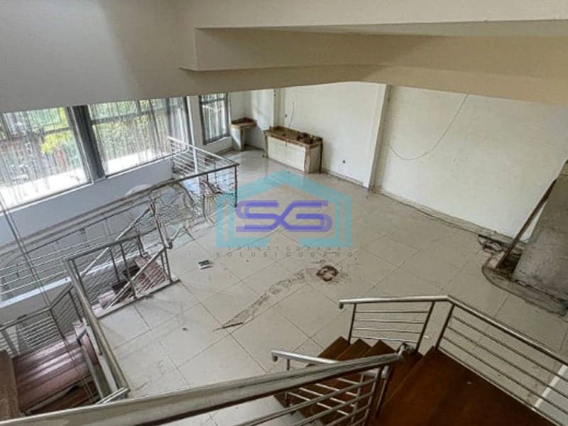 Disewakan Ruang Usaha Strategis Usaha Di Mainroad Buah Batu Bandung LB 2200m2